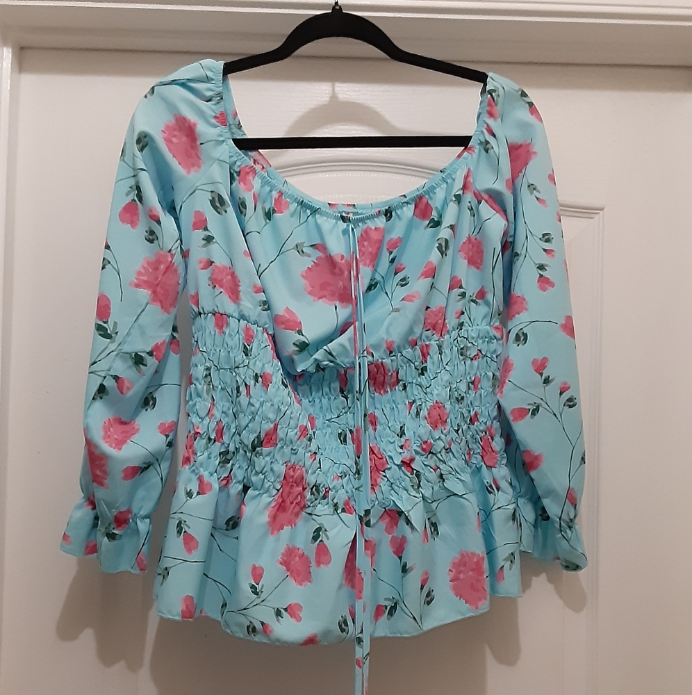 SHEIN BABY BLUE FLORAL ROUCHED BLOUSE. NWOT